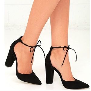 Steve Madden suede heels with Tie front